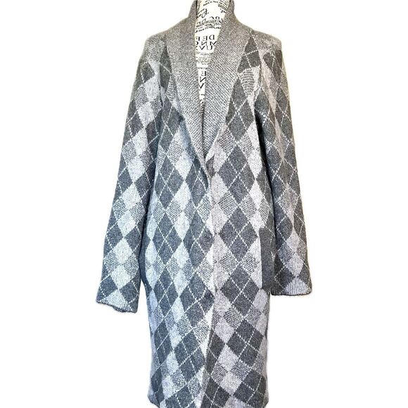 Joseph A Size 1X Gray Argyle Knit Cardigan Sweater Coat Preppy Coatigan - Picture 2 of 6